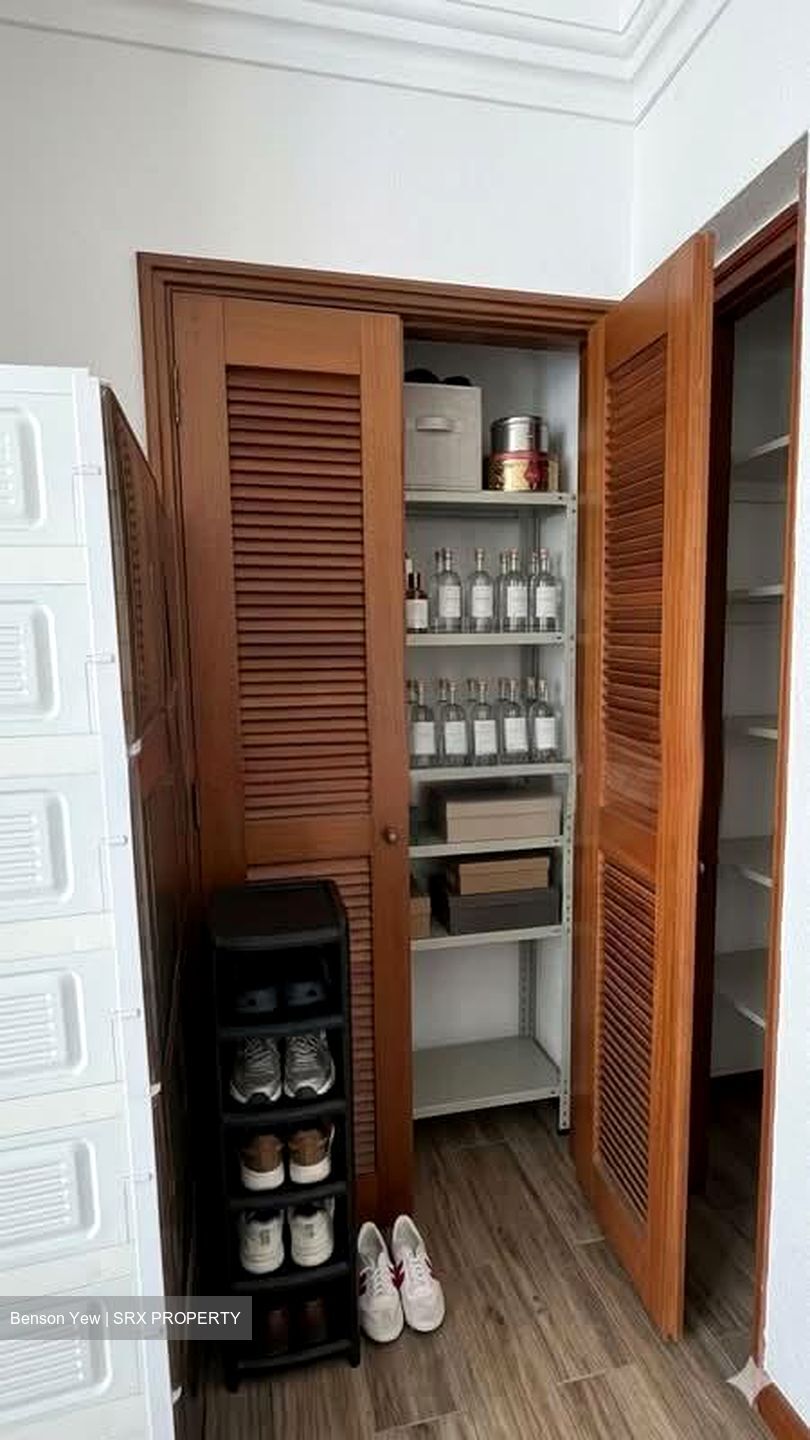 Regentville (D19), Apartment #568301141
